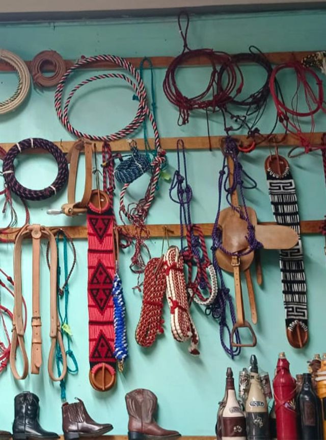 Tienda Talabartera - El Caballo Mixteco